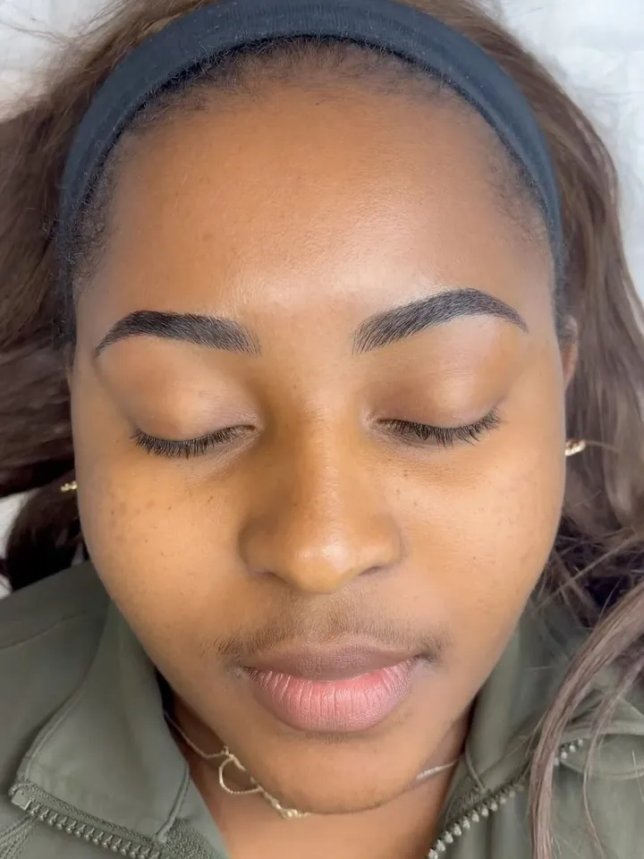 Brow microblading